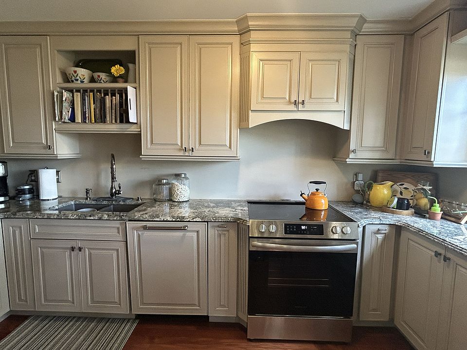 2350 W Forteen Mile Rd, photo 6