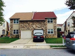 10217 Murty Ln, Philadelphia, PA 19116