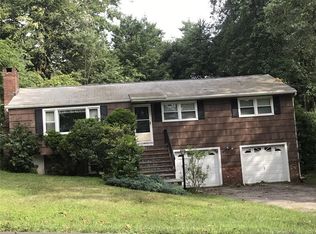 27 Indian Head Rd, Danbury, CT 06811