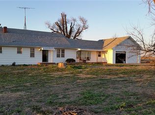 12726 Windy Rd, Ford, KS 67842
