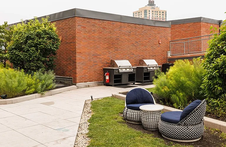 Sawyer Place — Photo 17