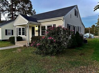 515 Custis St, Crewe, VA 23930