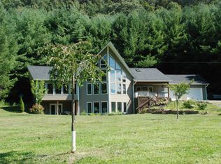 684 Fitzwater Branch Rd, Renick, WV 24966