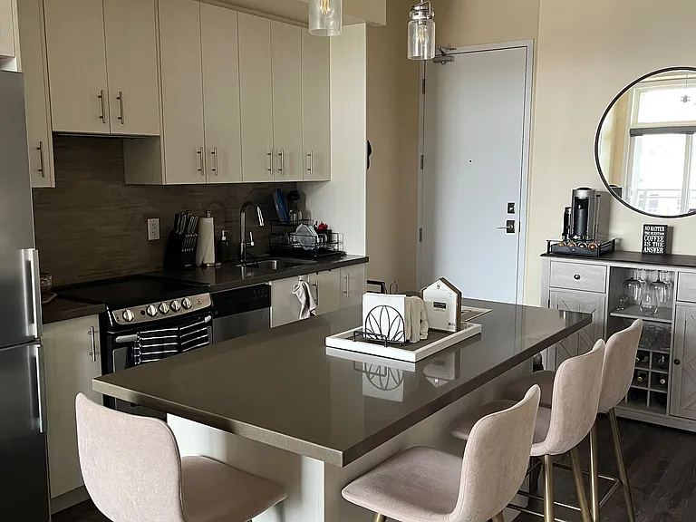 457 Plains Rd E #417 — Photo 7