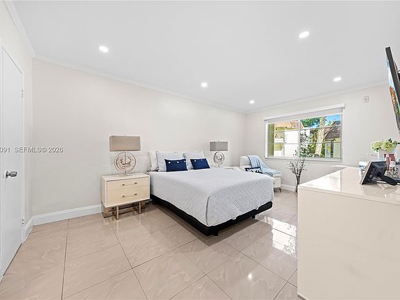 3rd image of 7851 Miller Dr APT A117