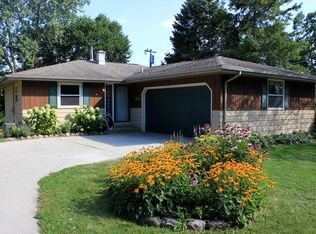 124 Highland Ave, Sheboygan Falls, WI 53085