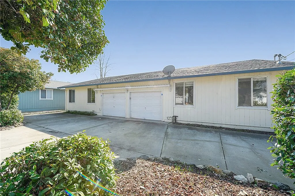2 bed, 1030 sqft, $1,850 — Photo 4