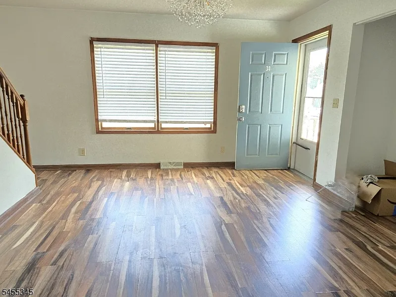 4 bed, 1.5 bath, $2,800 — Photo 3