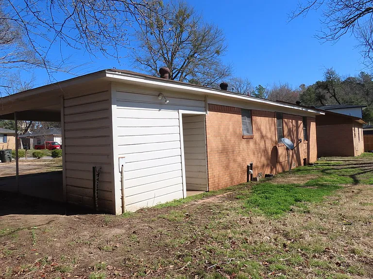 2423 Plume Dr — Photo 18