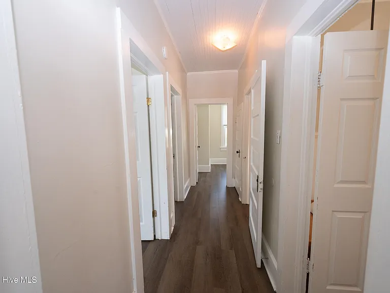 1821 Spencer Ave #B — Photo 7