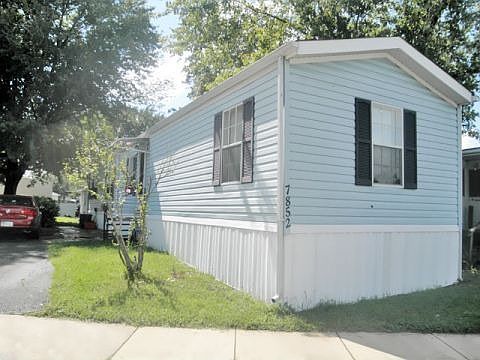 2nd image of 7852 Audubon Ave