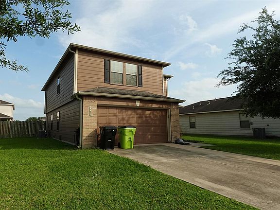 2nd image of 1323 Kane Ct