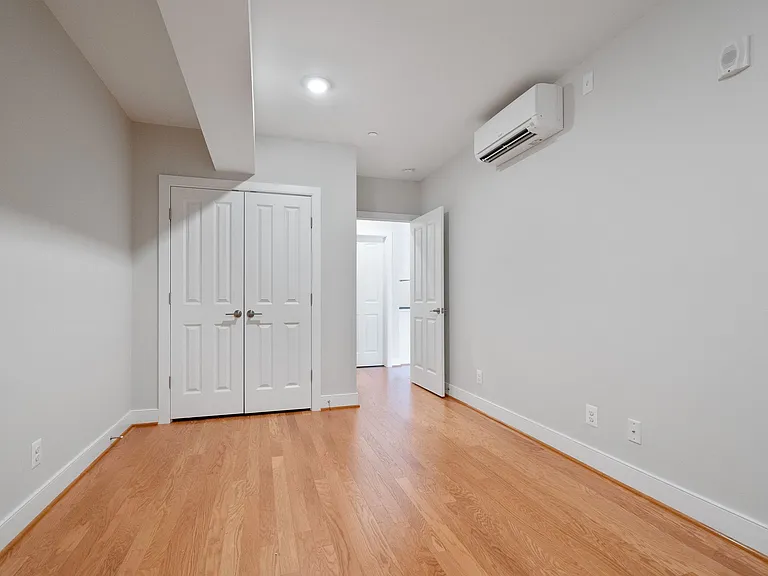 3233 O'Donnell St — Photo 8
