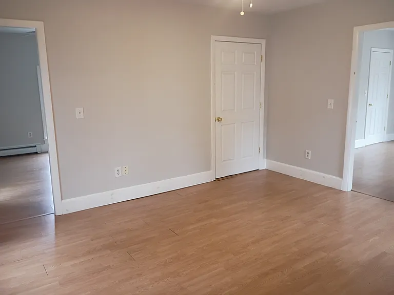 644 Pine St #2 — Photo 3
