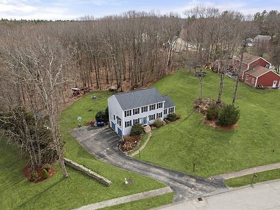 4th image of 16 Brooke Haven Dr