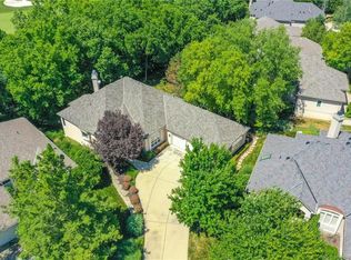 10150 S Shadow Cir, Olathe, KS 66061