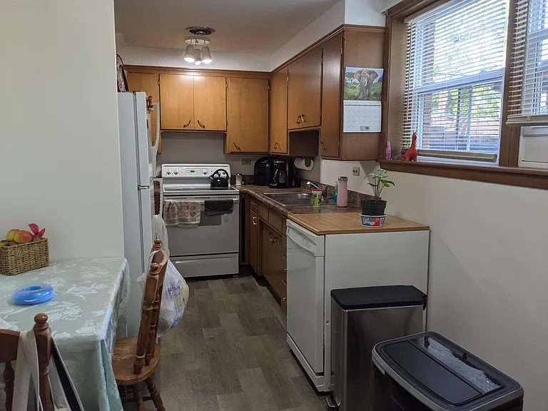 846 S 39th St — Photo 2