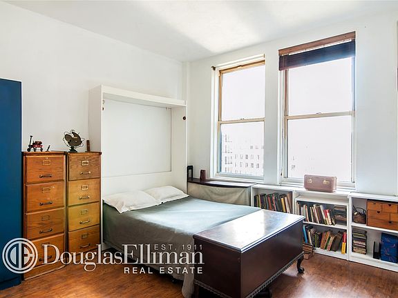 5th image of 55 Liberty St APT 26B