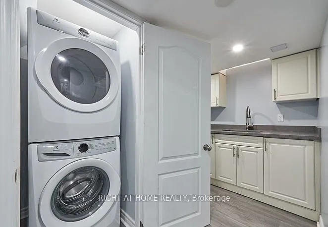117 Hibbard Dr #BASEMENT — Photo 9
