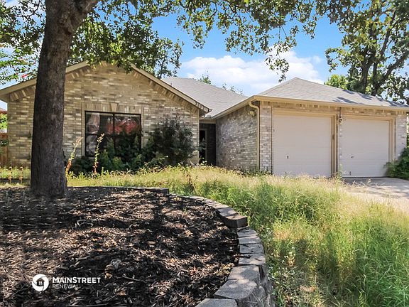 3rd image of 2602 Stone Creek Ln