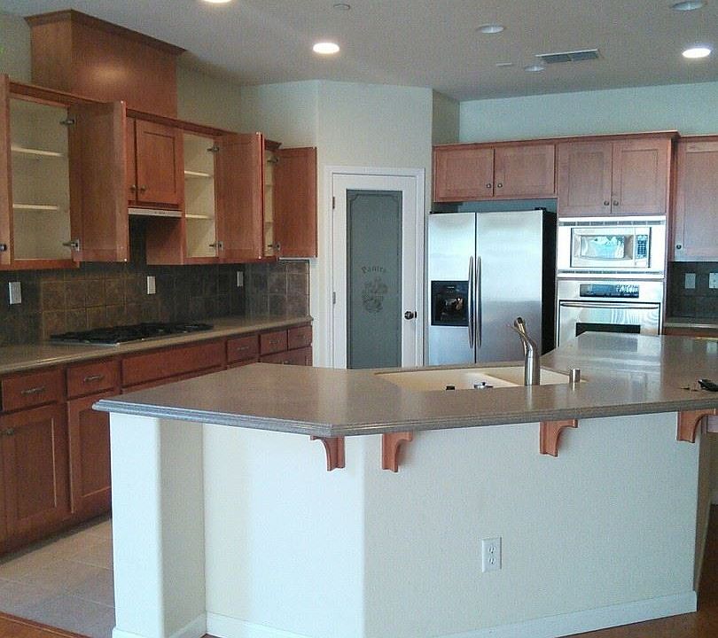 2nd image of 2358 Ortiz Ave