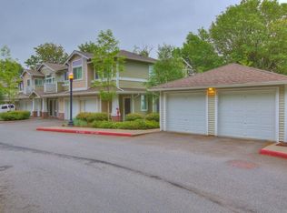 21450 40th Pl S UNIT H, Seatac, WA 98198