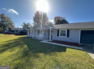 205 Woodlawn Dr, Saint Marys, GA 31558