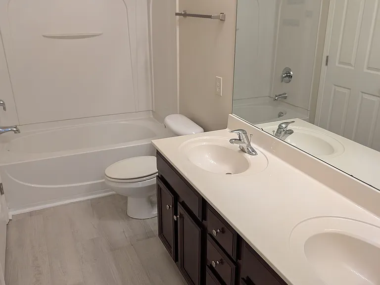 138 Bridford Downs Dr — Photo 31