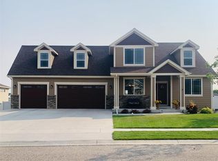 1021 Gabriel Dr, Cheyenne, WY 82009