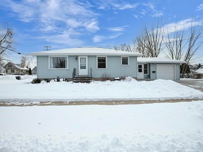 217 E McKinley Ave, Little Chute, WI, 54140