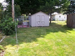 2nd image of 329 Rose Cir