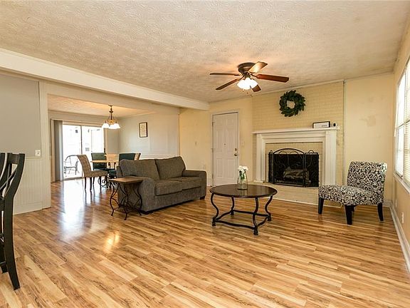 4th image of 1667 Dogwood Trl