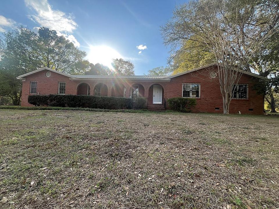 1st image of 619 Springfield Dr