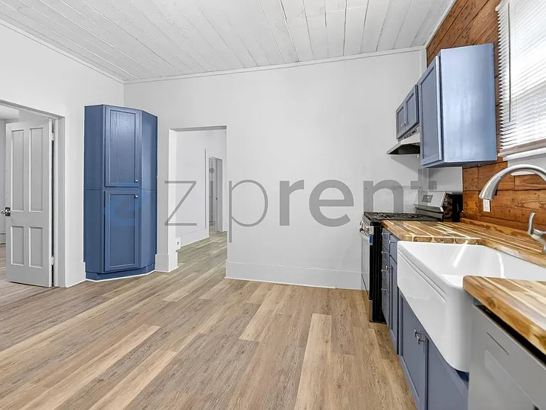 309 Park St — Photo 9