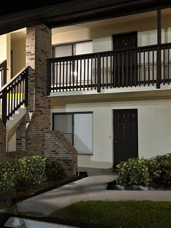 2 bed, 2.0 bath, 940 sqft, $1,850 — Photo 4
