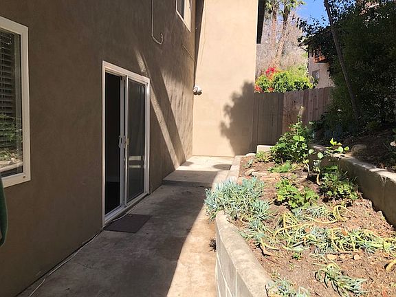 2nd image of 612 Griffith Way APT A