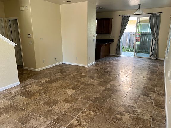 3rd image of 9405 Clemente Dr