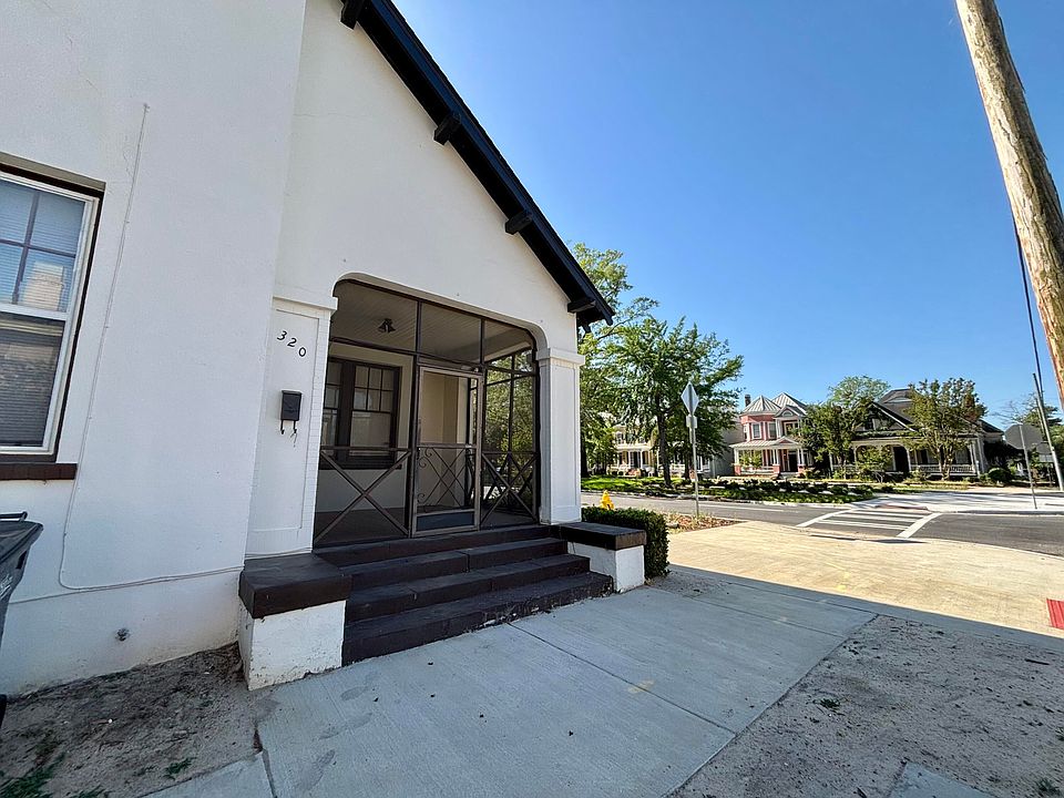 1st image of 320 3rd St