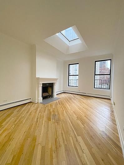 1st image of 1047 2nd Ave APT 4A