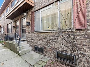 7505 N Sheridan Rd APT A, Chicago, IL 60626