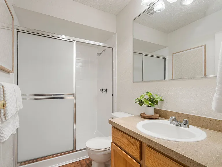 Deerfield Estates - First Months Rent FREE *Select Units Only* — Photo 50