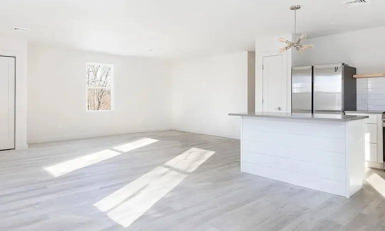 23 Highland Ave #B — Photo 5