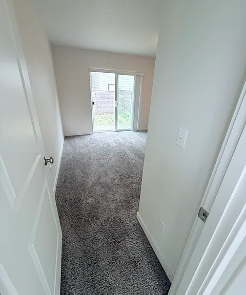 3286 SW 179th Ter — Photo 3