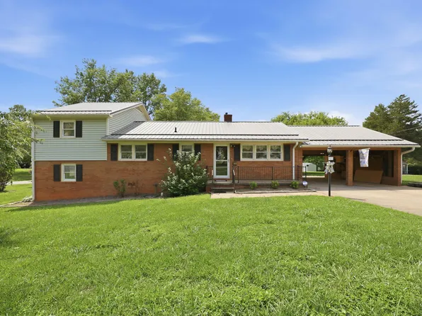 401 N 9th St, Mebane, NC 27302