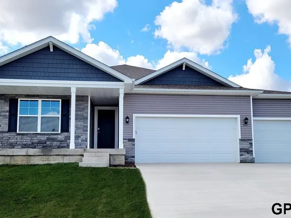 6403 Harvest Dr, Papillion, NE 68157