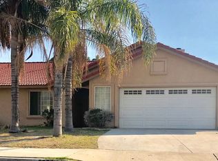 2755 W Pleasant Ct, Rialto, CA 92376