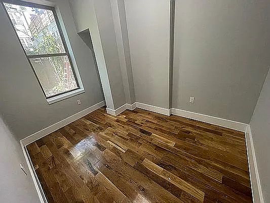 4th image of 725 Prospect Ave #1B