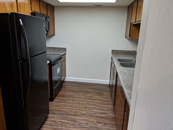 3rd image of 2820 S Bartell Dr APT I39