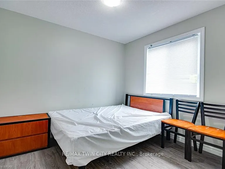 151 Bridgeport Rd E #4 — Photo 18