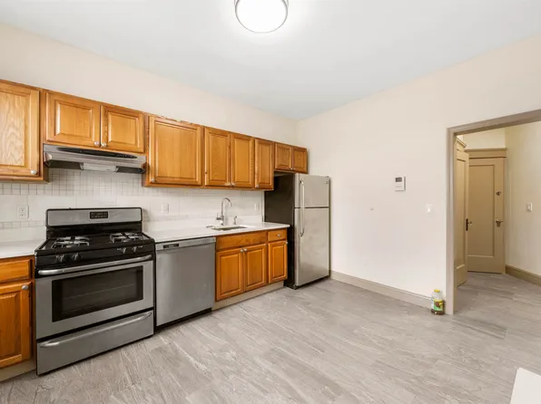 598 67th Street image 9 of 22